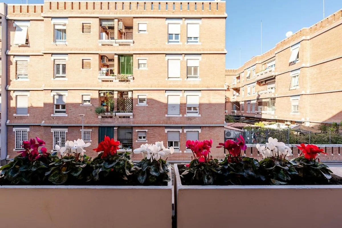 Dolce Vita Apartment Vatican - Metro Wifi Ac Rome Italy